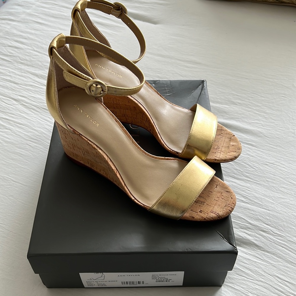 Brett metallic gold wedge sandals by Ann Taylor